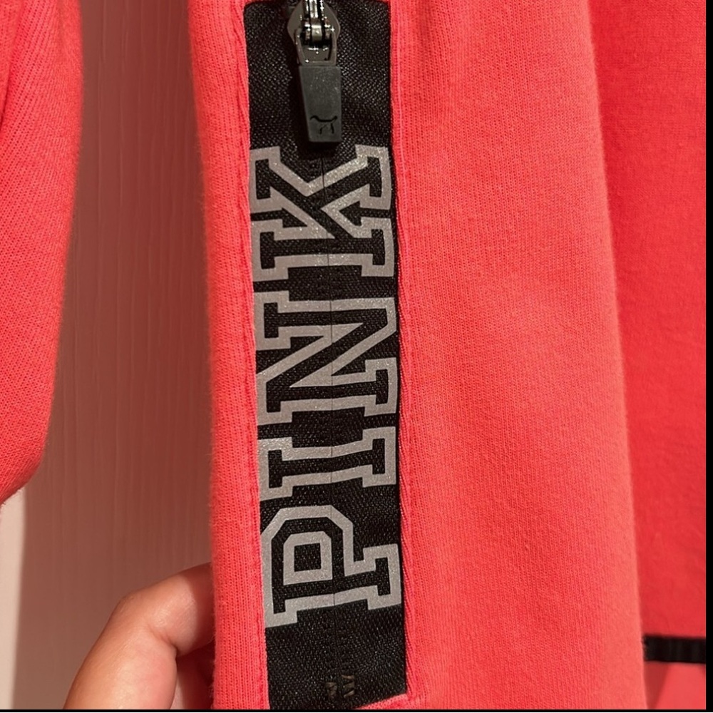 PINK Victoria's Secret 2015 Fashion Show Jacket - Picture 10 of 10